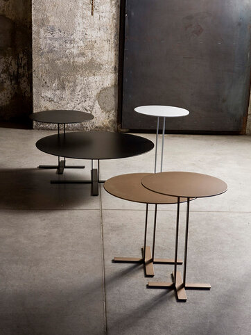 Più Table | © Saba Italia | All Rights Reserved