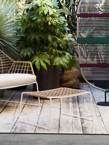 New York Soleil - armchair | © Saba Italia | All Rights Reserved