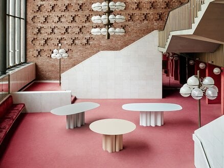 Teatro Magico - table